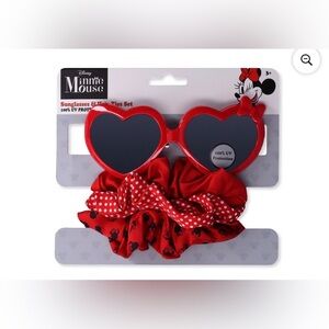 Disney Minnie Mouse Girls Sunglasses and Scrunchie 2-Piece Set, Red